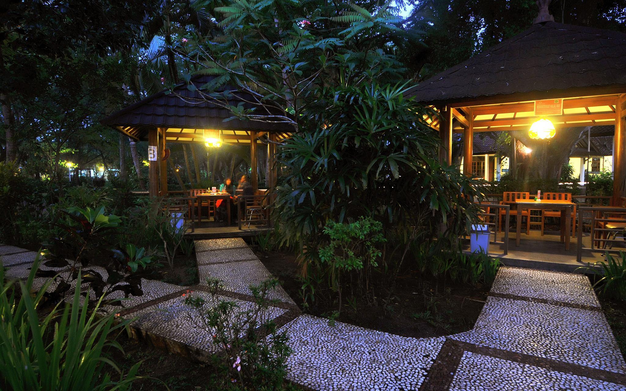 Candisari Hotel & Resto 28/28