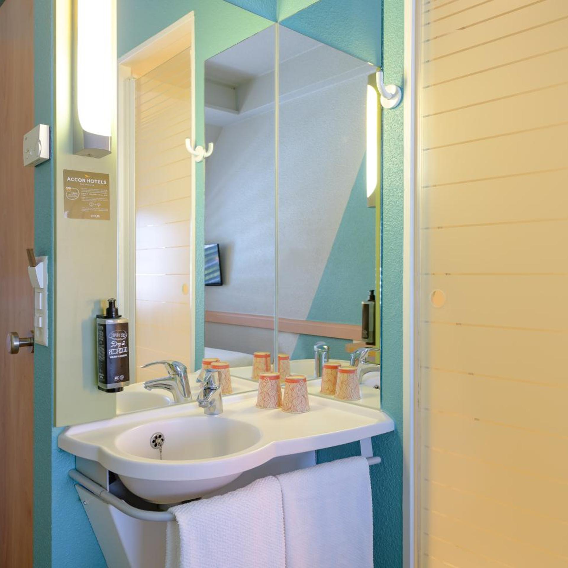 غرفة عائلية بسرير فردي، Ibis Budget Luzern City 7/10