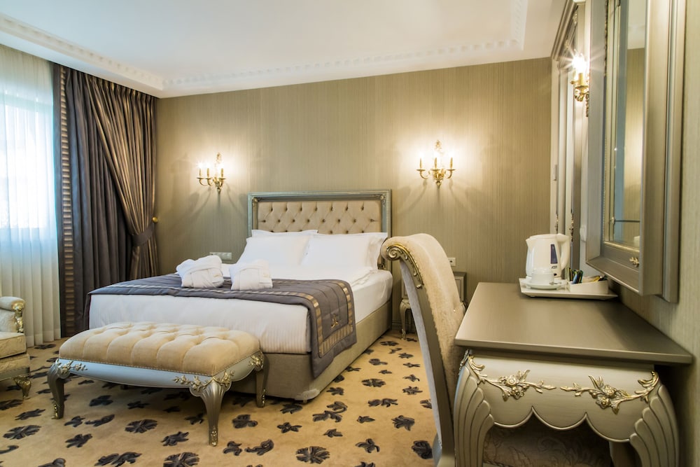 Cassiel Hotel 28/45
