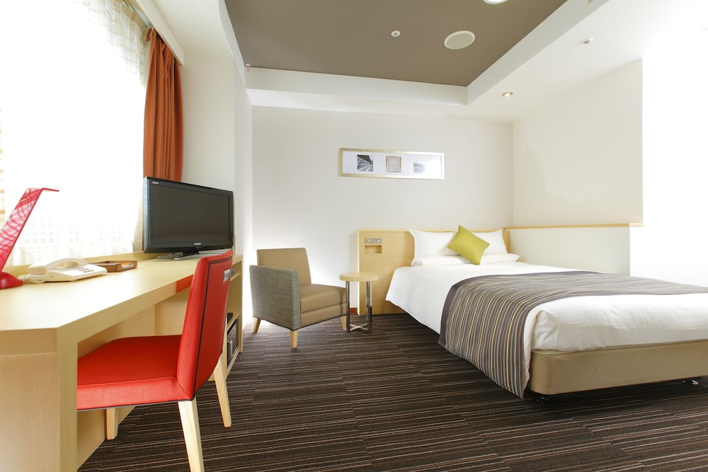 SUPERIOR, DOUBLE BED, NO CLEANING SERVICES, SMOKING