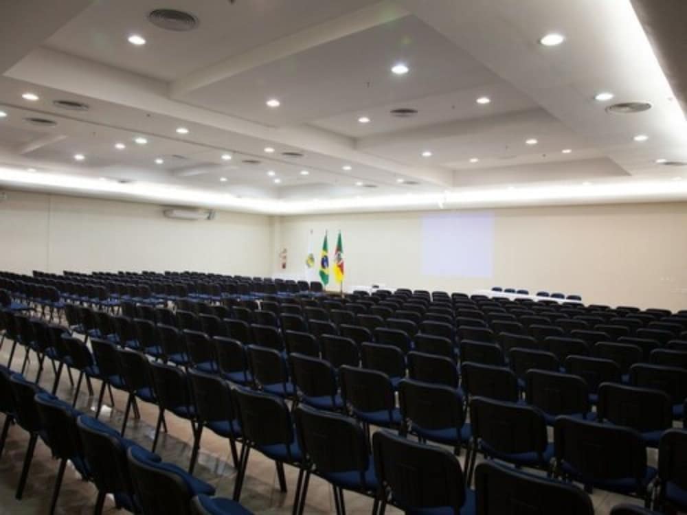 Tri Hotel Executive Caxias 22/25