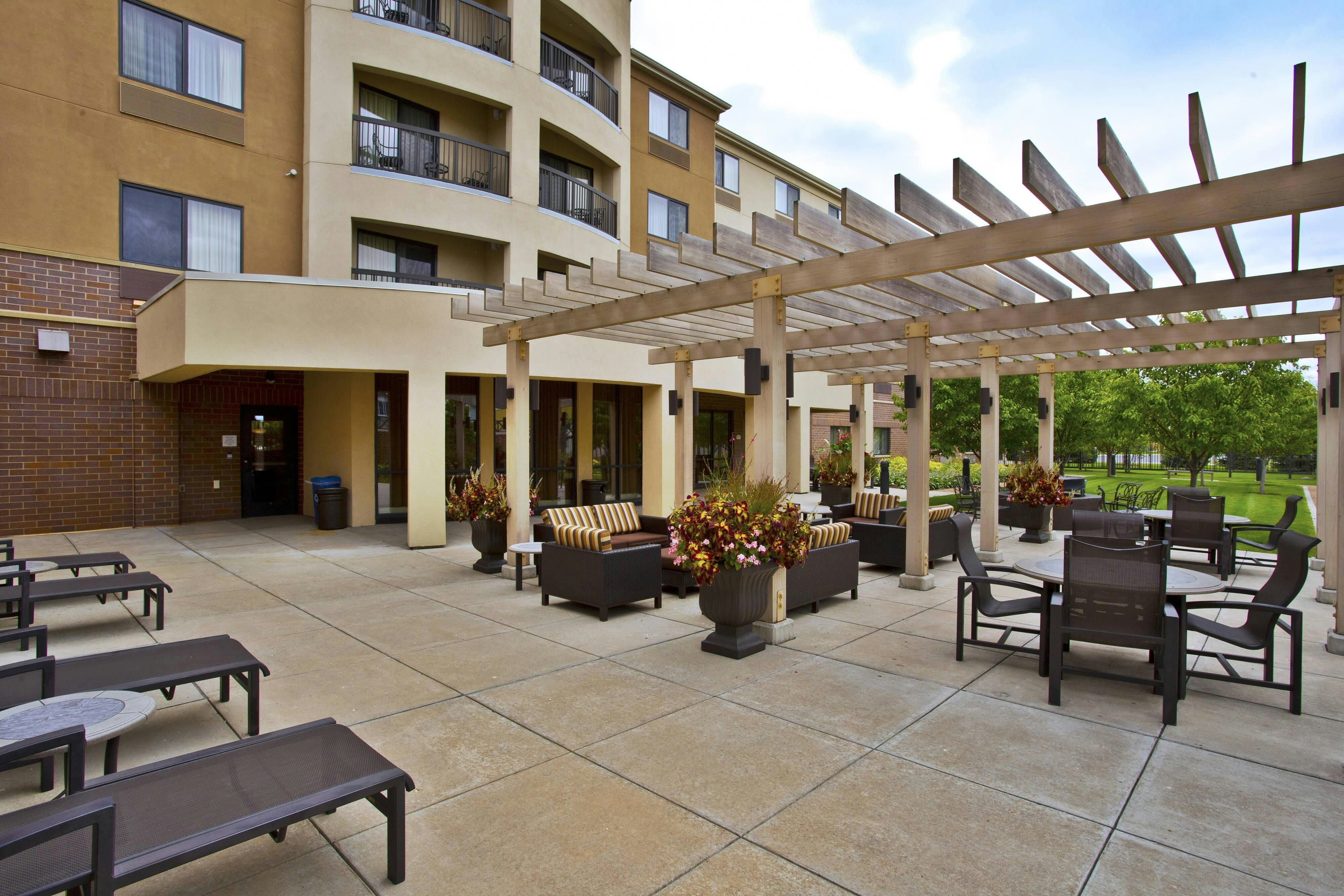 Courtyard Madison West Middleton 57/64