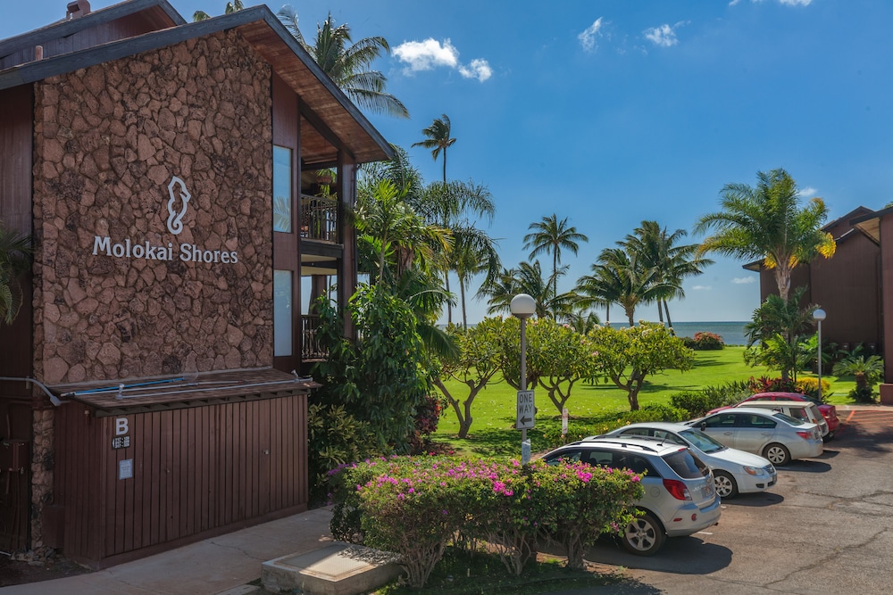 Castle Molokai Shores 30/50