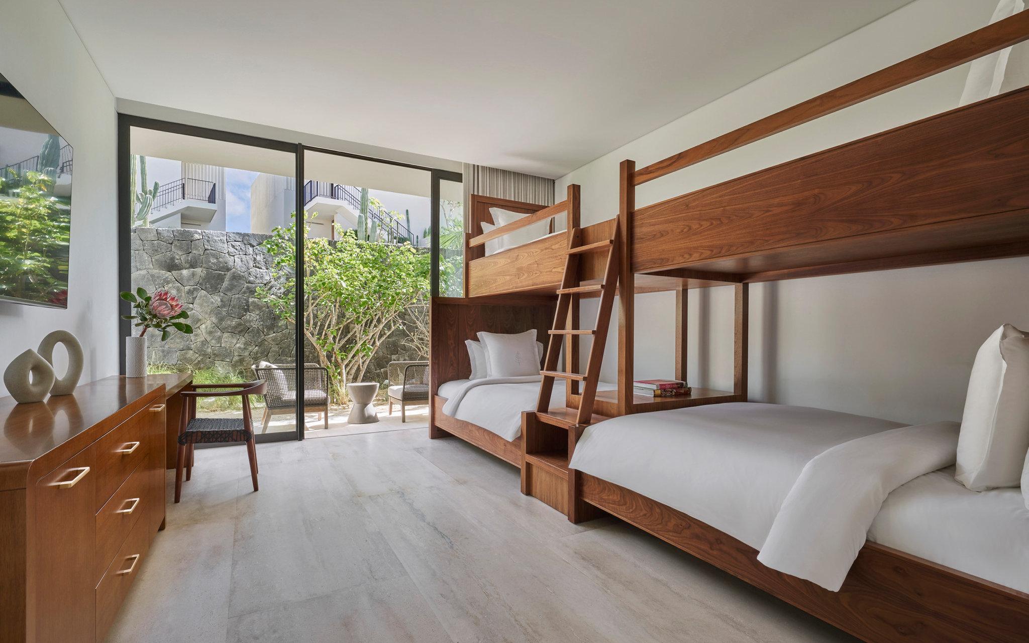 4 BEDROOMS, RESIDENCE, OCEAN VIEW