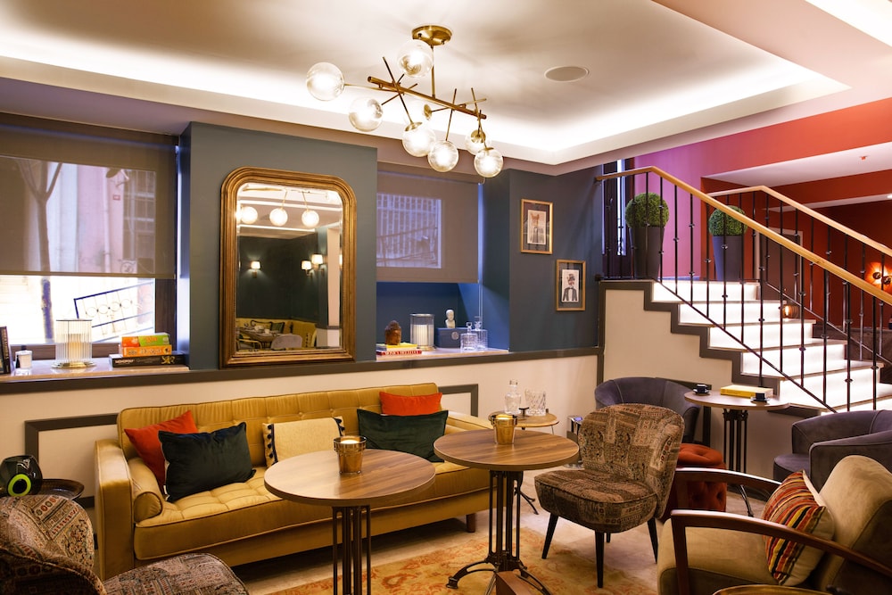 The Fox Hotel Taksim 51/69