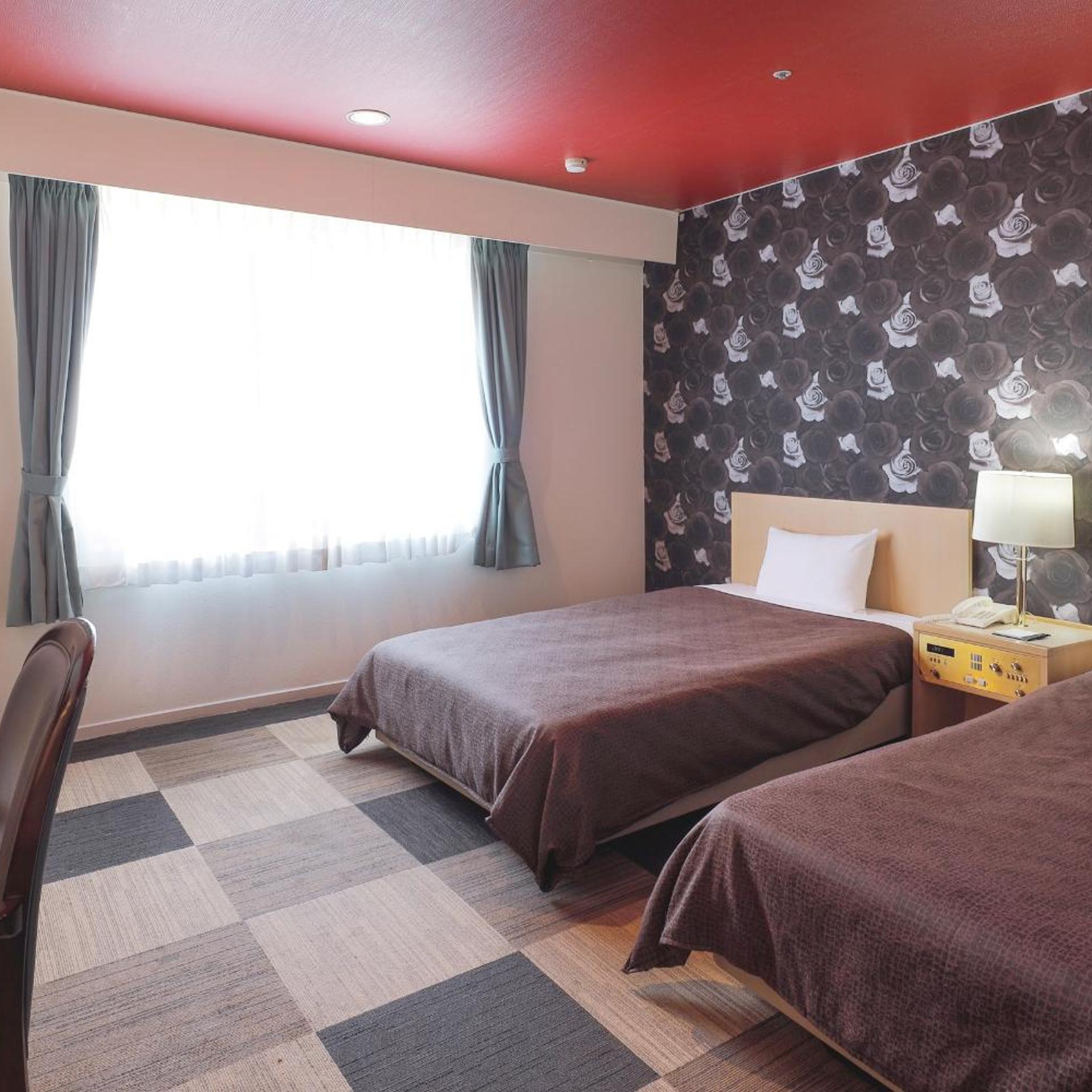 Standard, Twin Beds, Smoking
