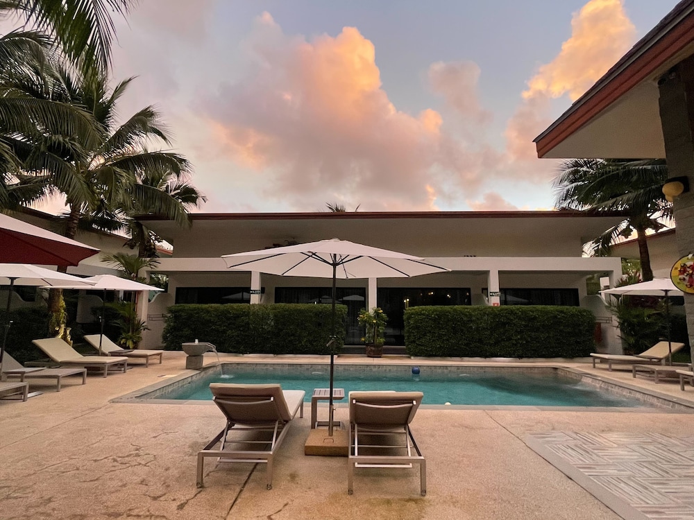 Lotus Bleu Resort & Restaurant 44/61