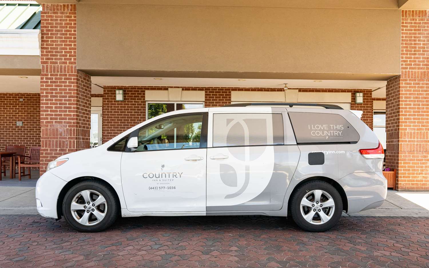 Country Inn & Suites by Radisson, Baltimore BWI Airport 40/40