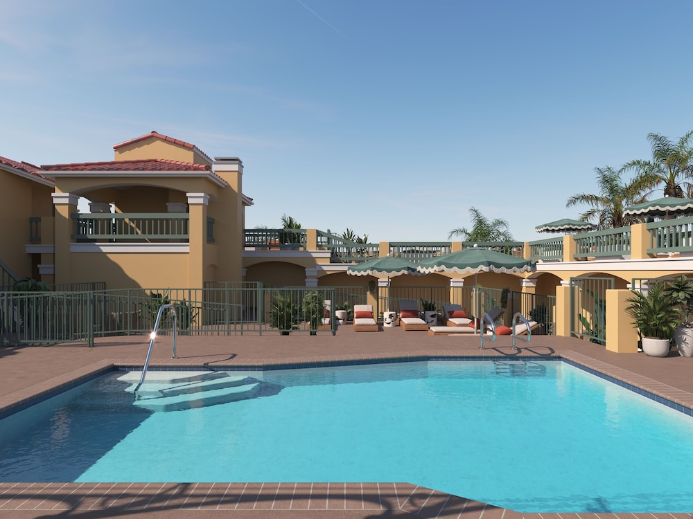 Laguna Brisas A Beach Hotel 8/50