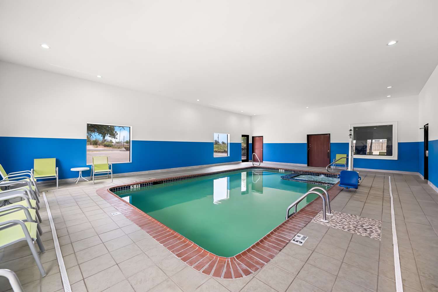 Best Western Palace Inn and Suites 6/12