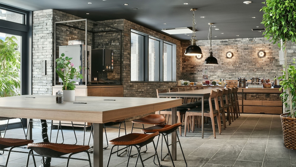 Vessel Inn Namba 34/50