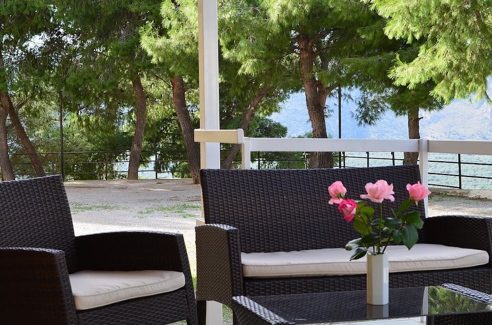 Chrissa Camping Rooms & Bungalows 22/33
