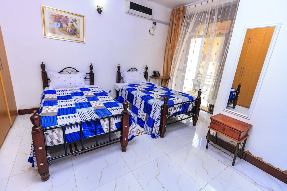 Frontiers Hotel Entebbe 29/50