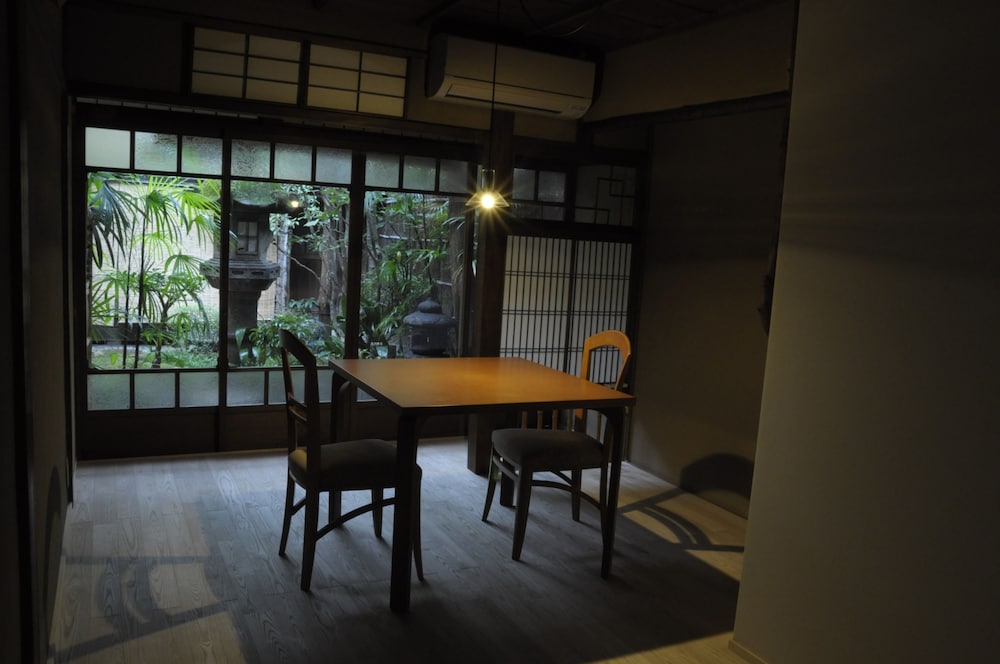 Traditional Kyoto Inn serving Kyoto cuisine IZUYASU 43/50