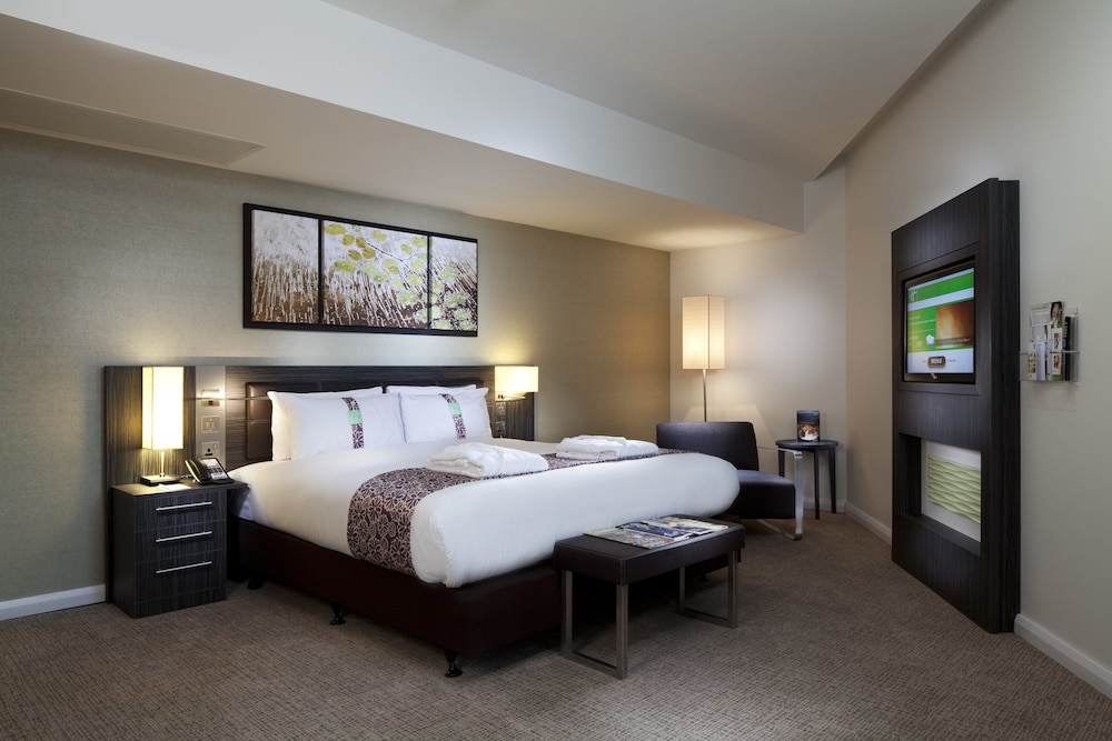 Holiday Inn London - Whitechapel by IHG 13/82