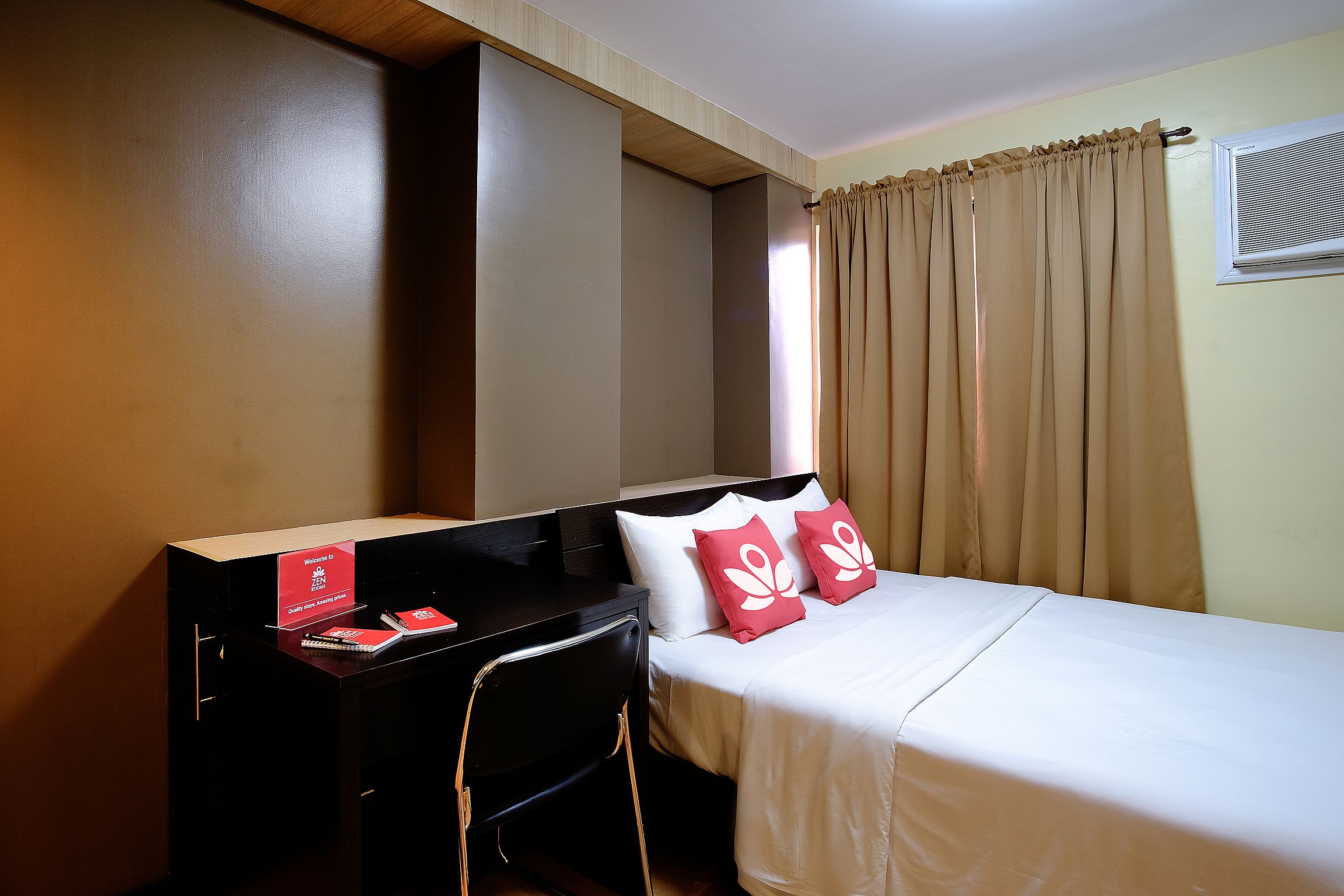 Zen Rooms Ortigas Estancia 4/15