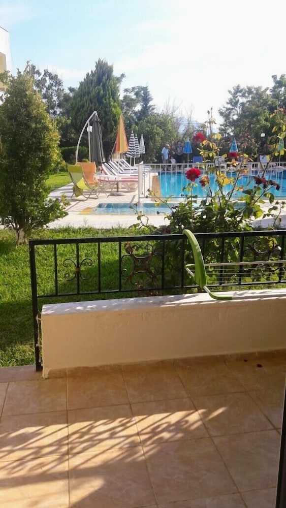 Melodi Club Hotel 37/45