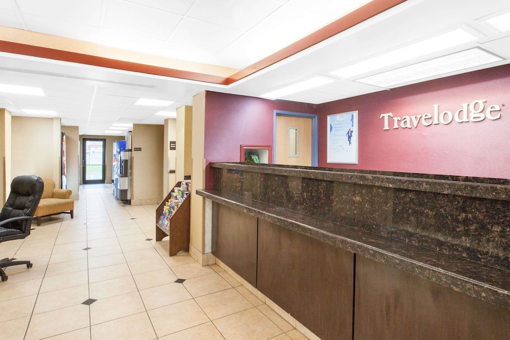 Travelodge by Wyndham Romulus Detroit Airport 4/23
