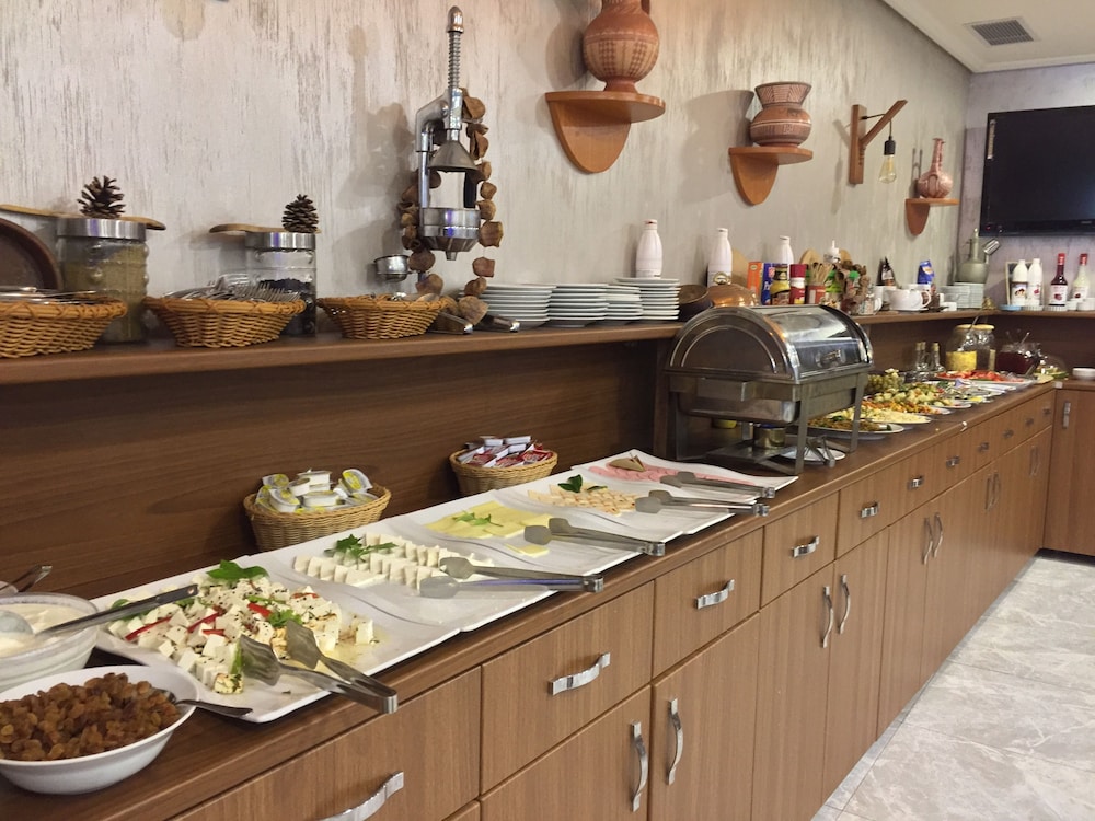 Sarnic Hotel and Sarnic Premier Hotel 40/50