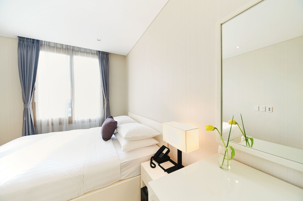 The Grand Sumorum 20/68