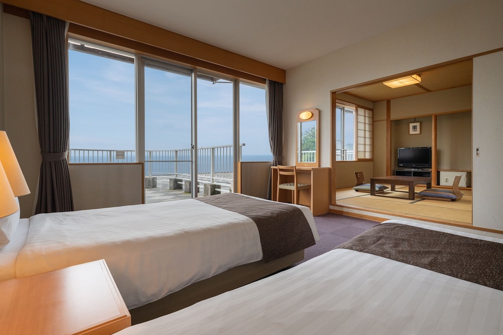Kamenoi Hotel Atami Annex 11/55