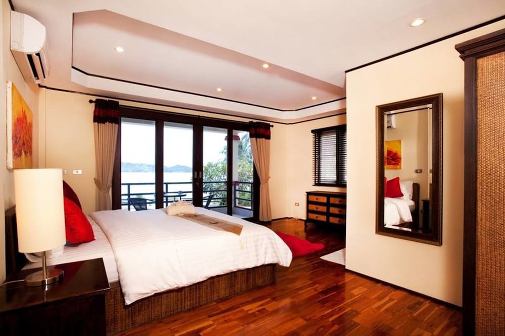 3 Bedroom Island View Villa Koh Phangan 7/24