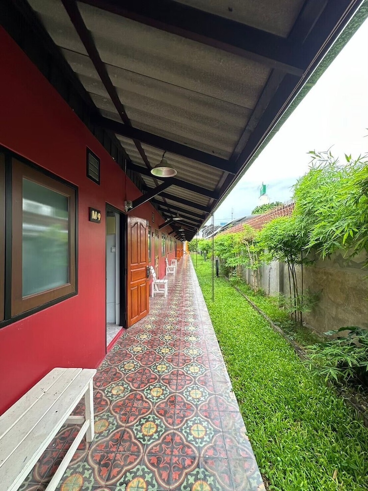 Baan Ma Feung Guest House 59/64