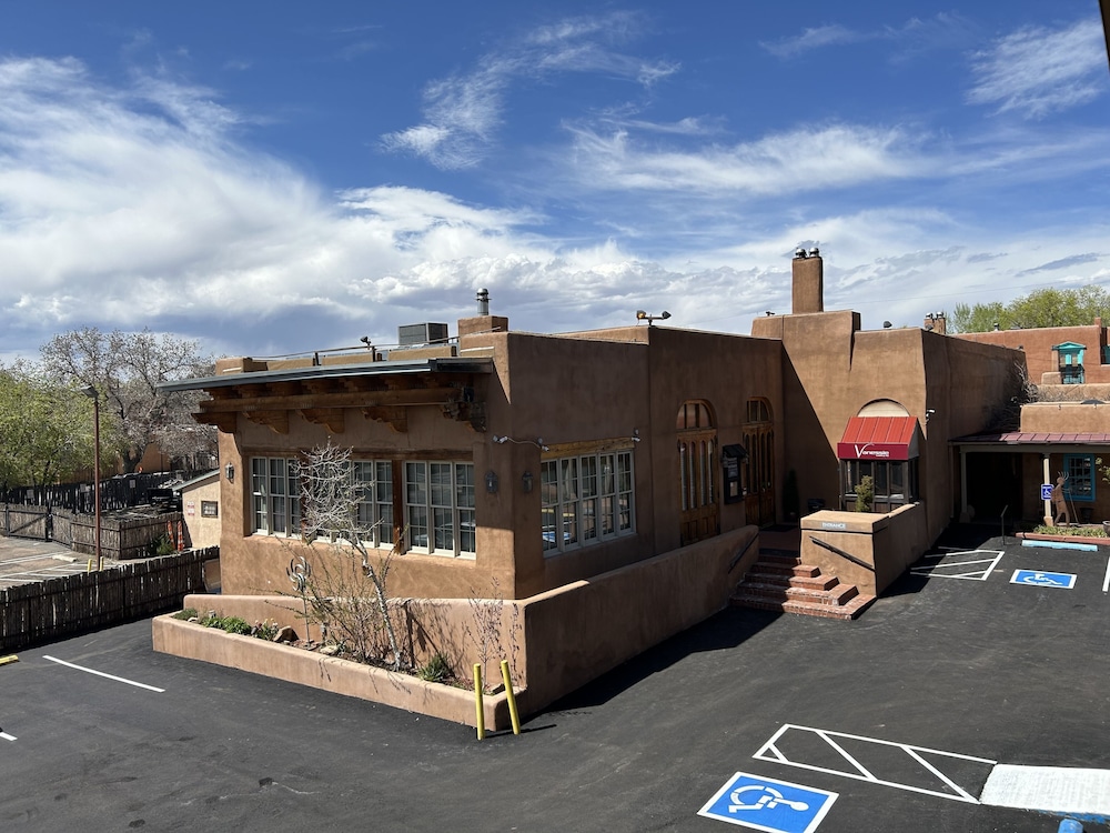 The Inn at Vanessie 61/69