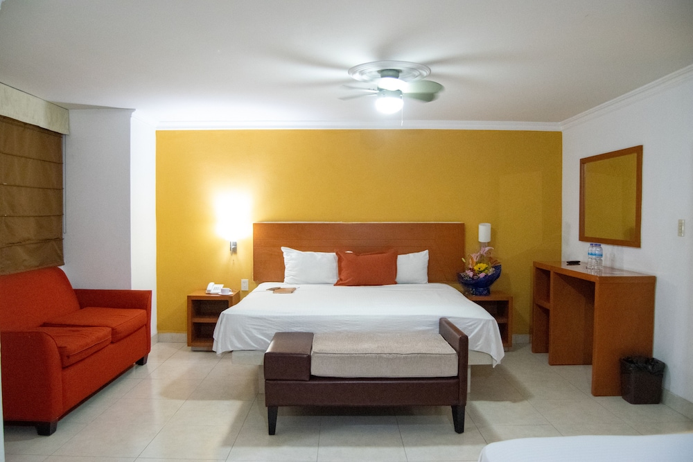 Hotel Grand River Plaza 22/58