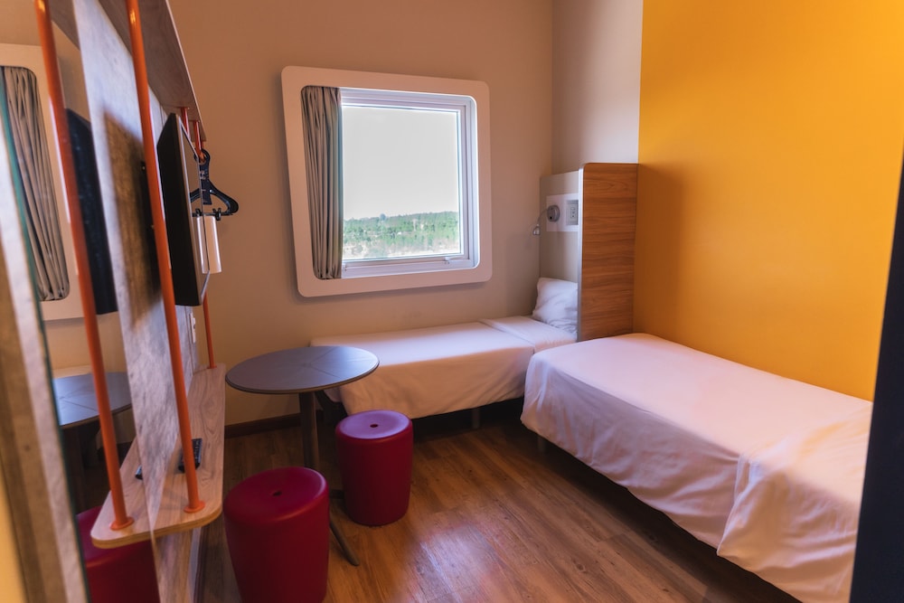 Ibis Budget - Circuito da Fe 17/50