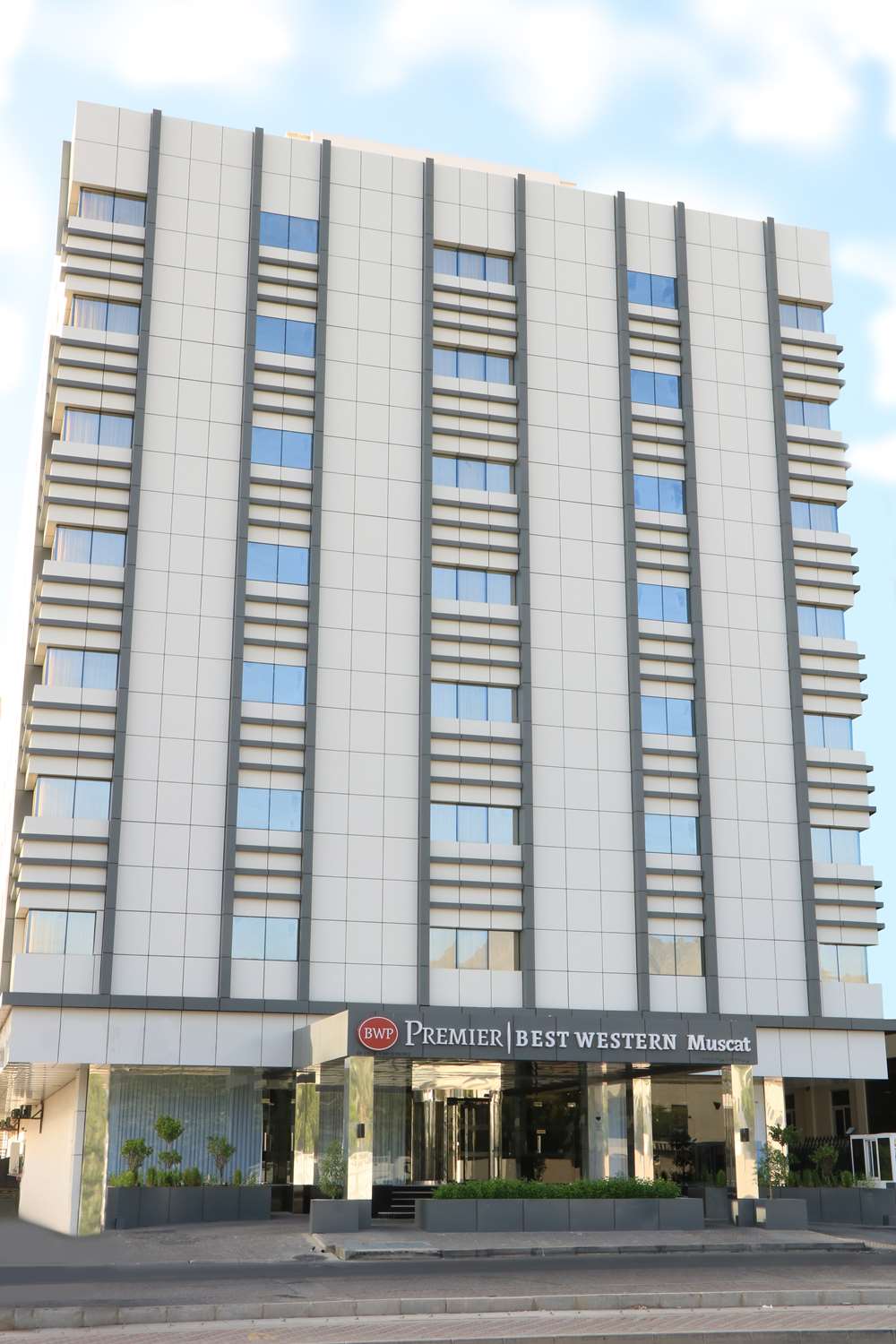 Best Western Premier Muscat 72/74