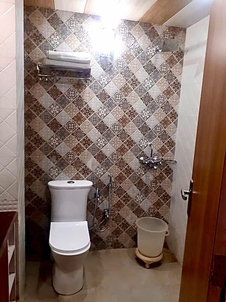Dynasty Resort, Khurpatal 45/51