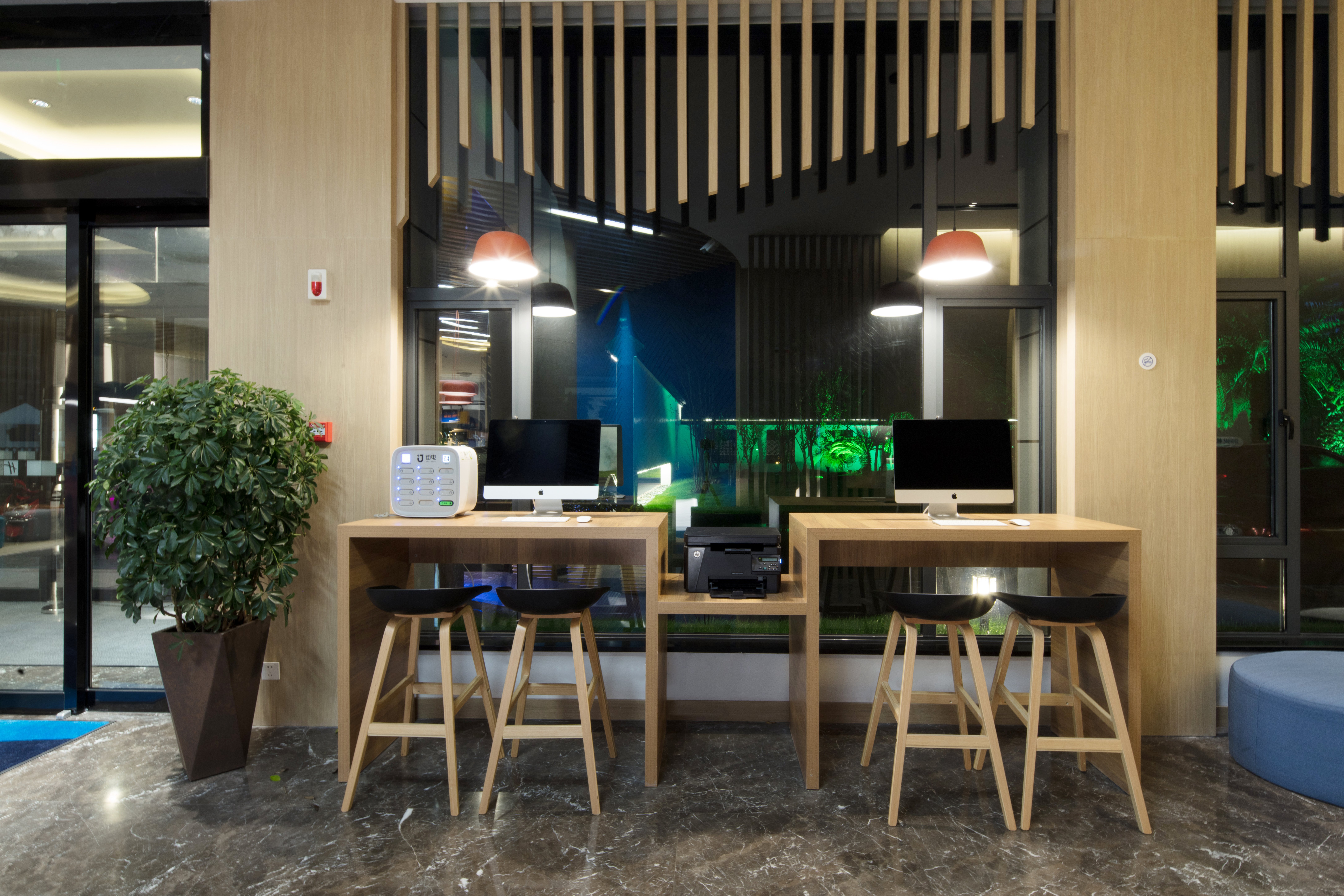 Holiday Inn Express Suzhou Zhouzhuang Ancient Town 37/68
