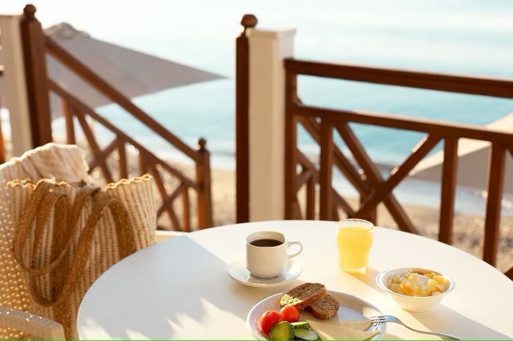 Potokaki Beachfront Hotel 20/33