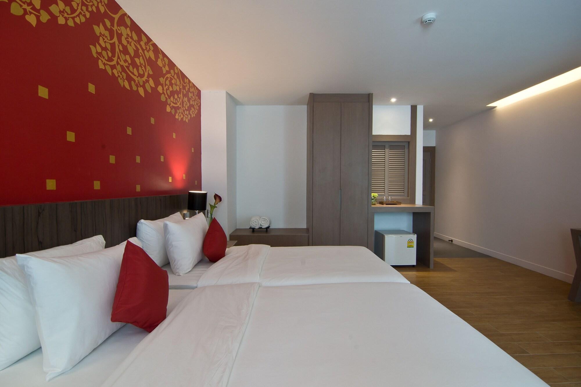 Tevan Jomtien Pattaya 12/50