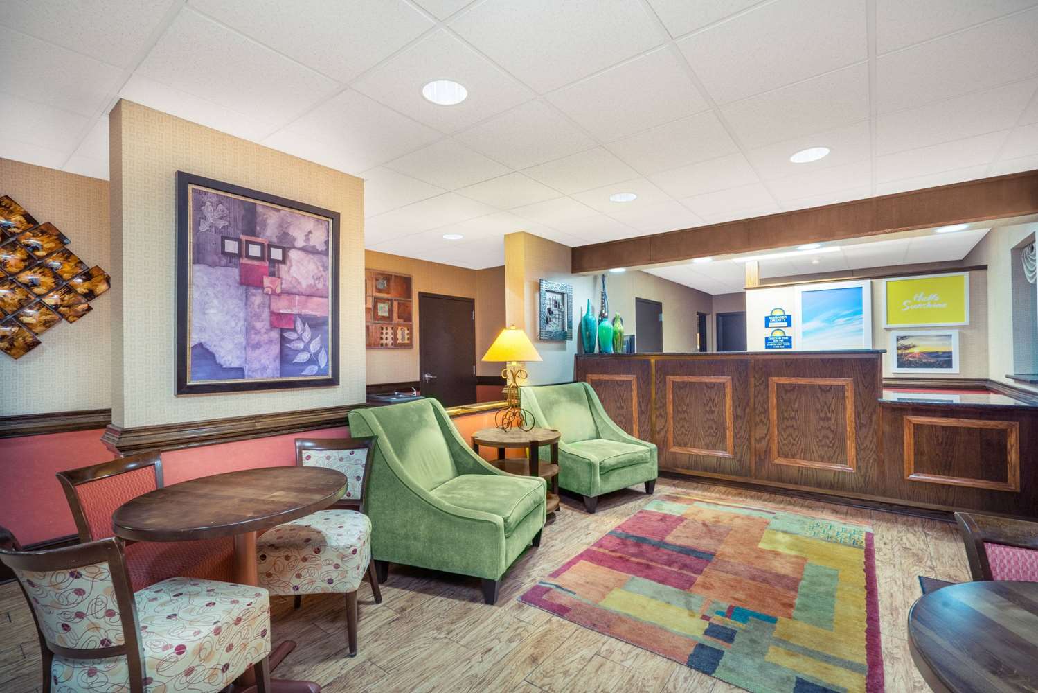Days Inn by Wyndham Asheville Downtown North 5/10