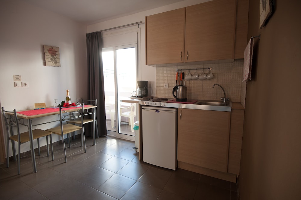 Lobby at Elounda Sunrise Apartments and Studios, AGIOS NIKOLAOS