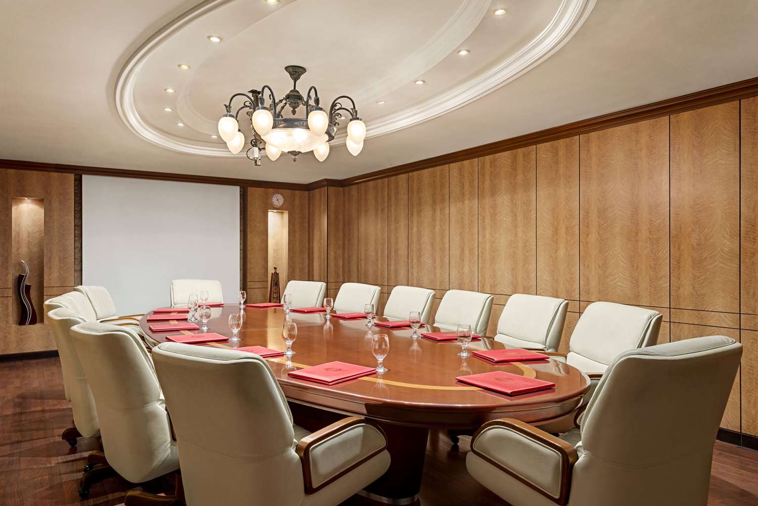 EASTYARD Dammam – Hotel 33/35
