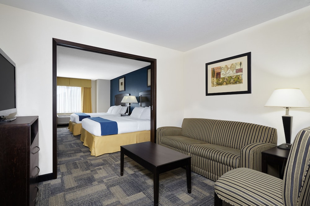 Holiday Inn Express Hotel Suites Pekin Peoria Area 42/62