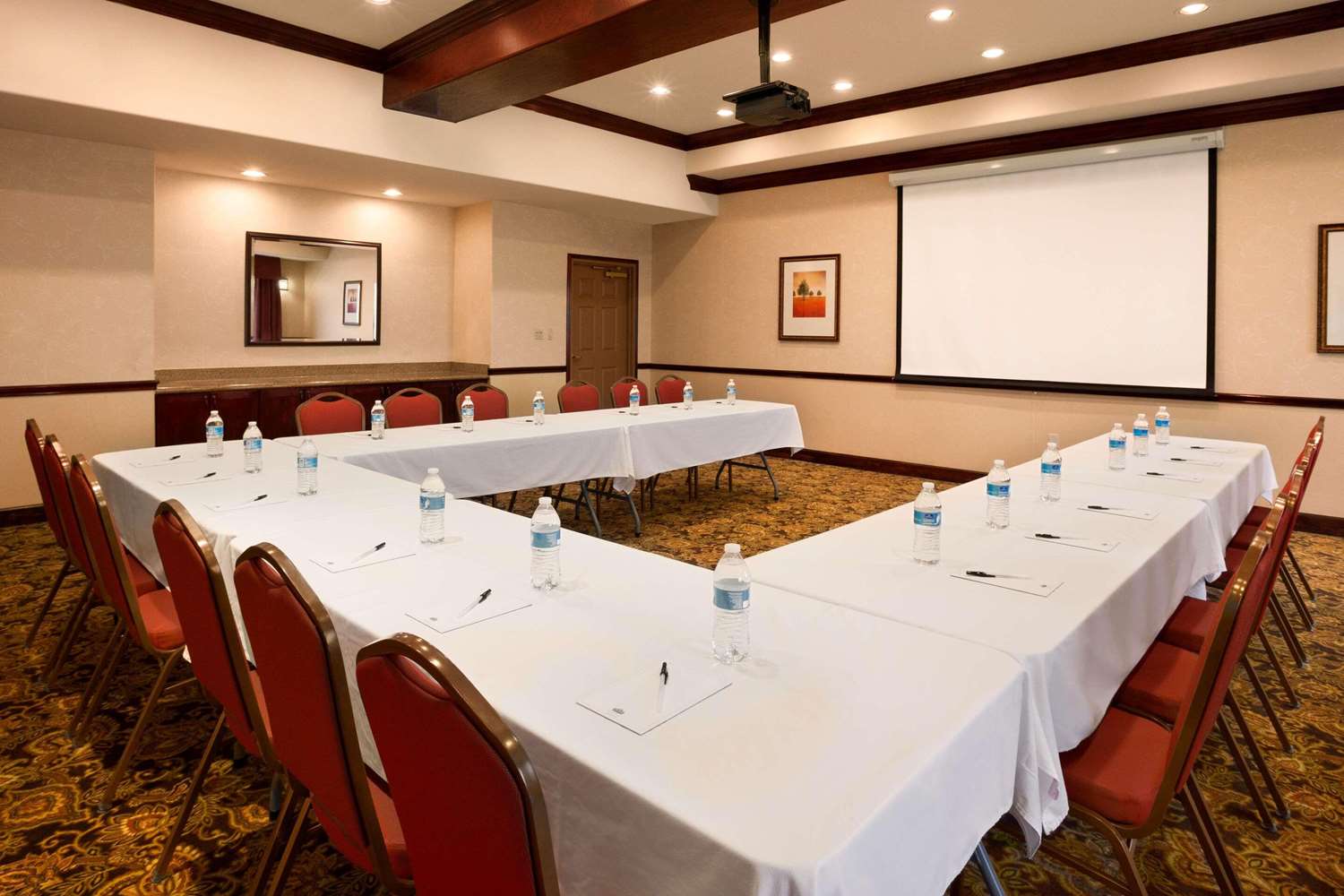 Country Inn Suites By Radisson College Station Tx 17/18