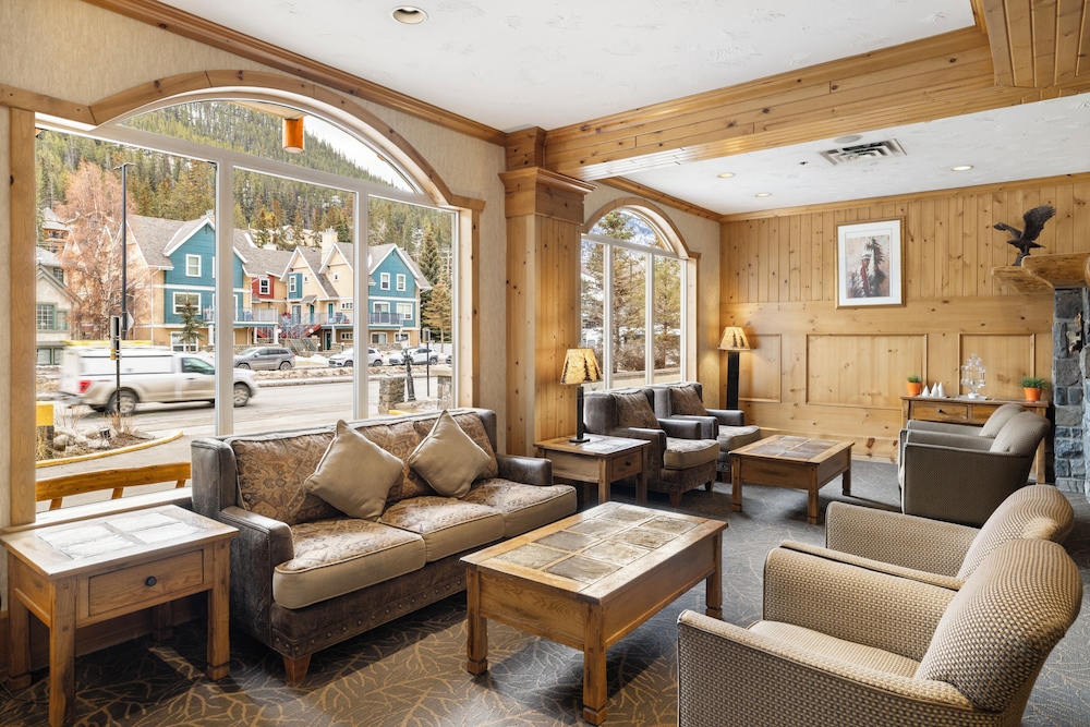 Rundlestone Lodge Hotel 69/88