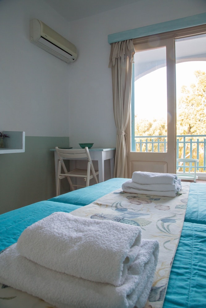 ALEA MARE HOTEL 22/67