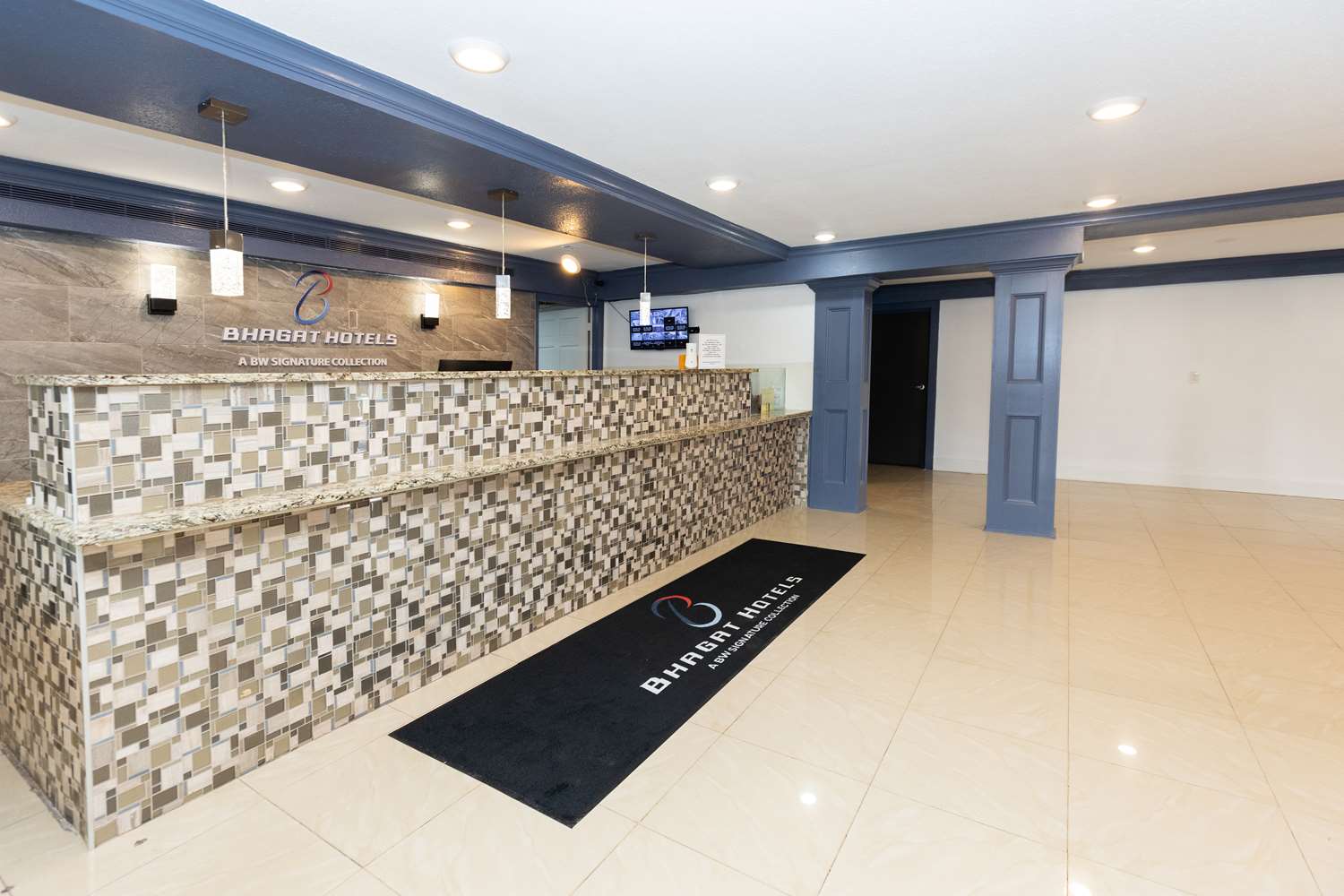 Bhagat Hotels Stone Mountain Atlanta BW Signature Collection 2/35