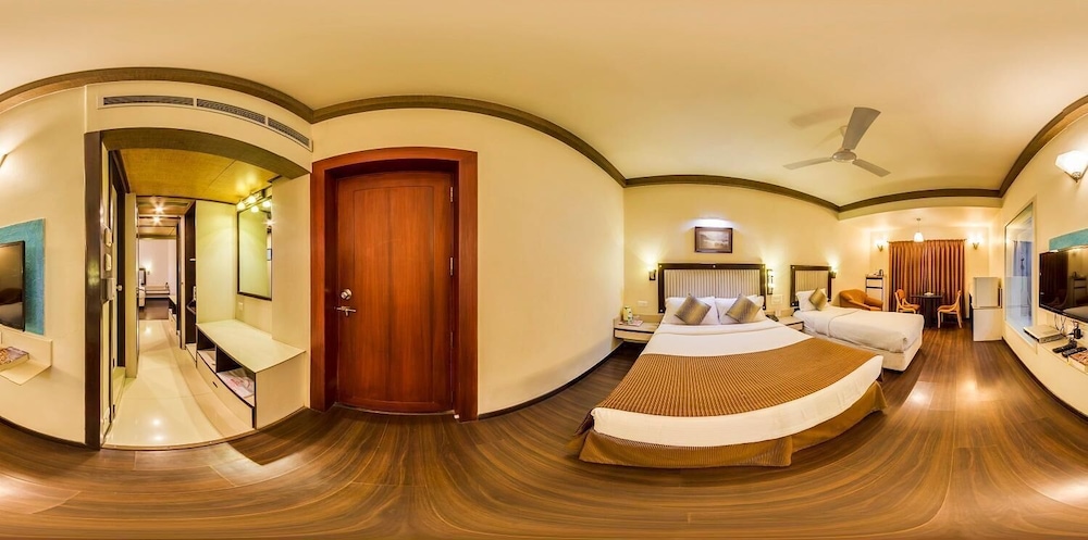 Hotel Vrishali Executive 45/61