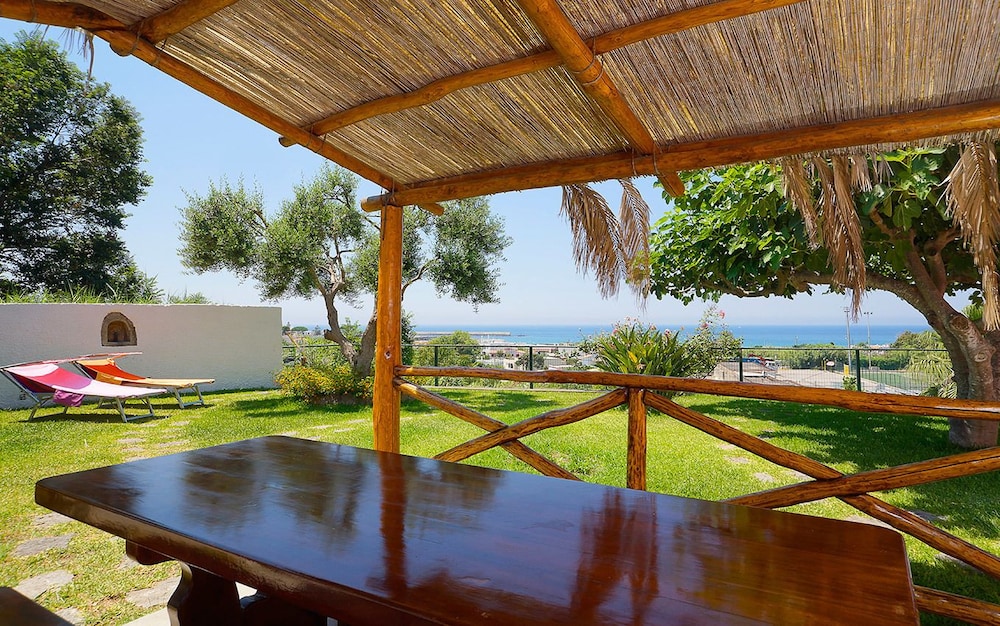 Hotel Villa Mena 31/50