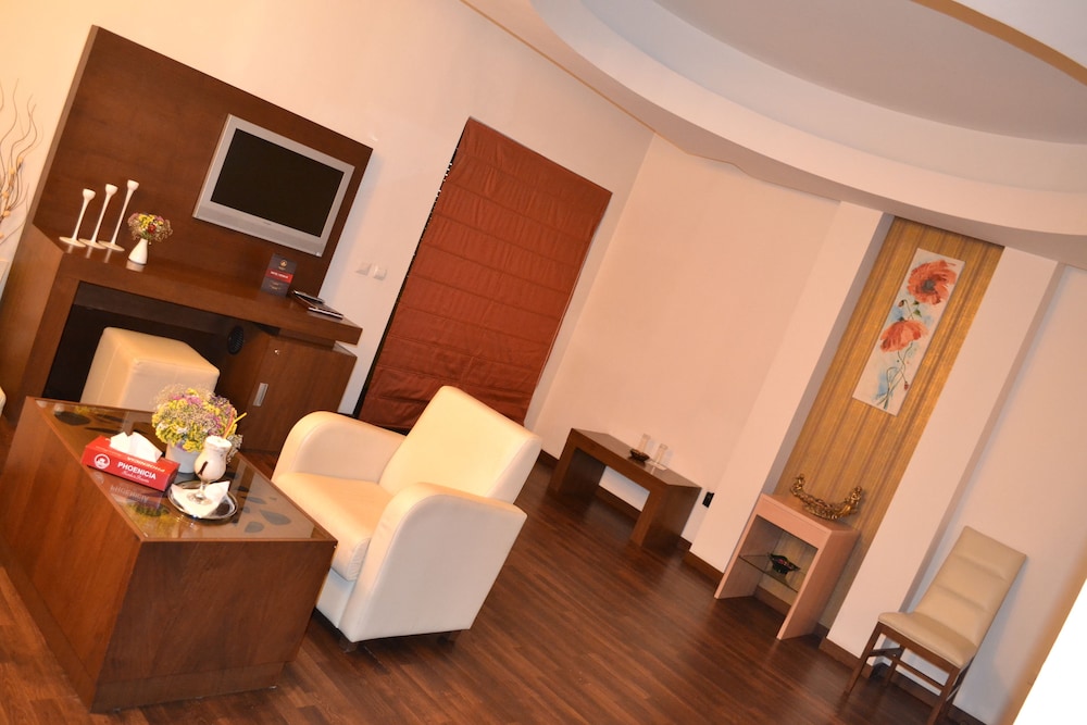 Phoenicia Comfort Hotel 22/51