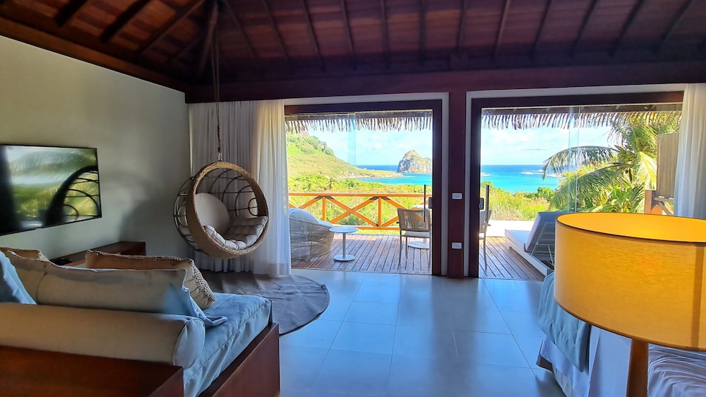 Nannai Noronha 18/50