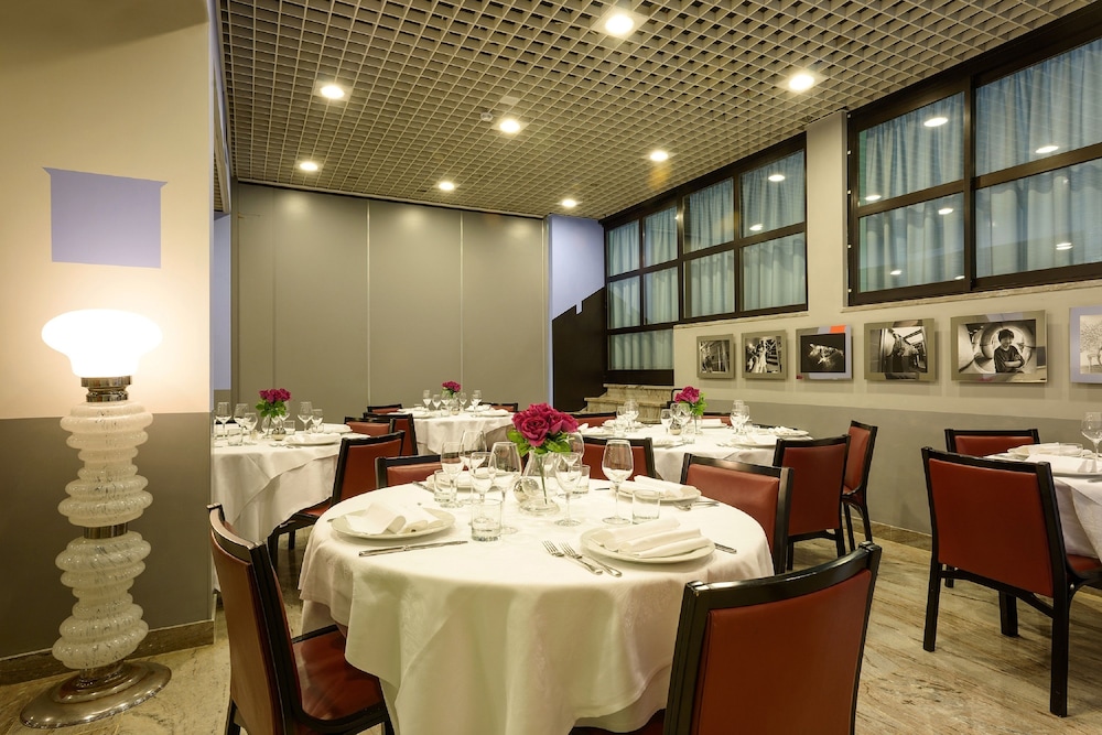 Albornoz Palace Hotel 52/71