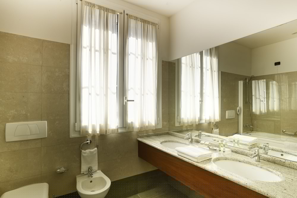Meditur Hotel Bologna 16/49
