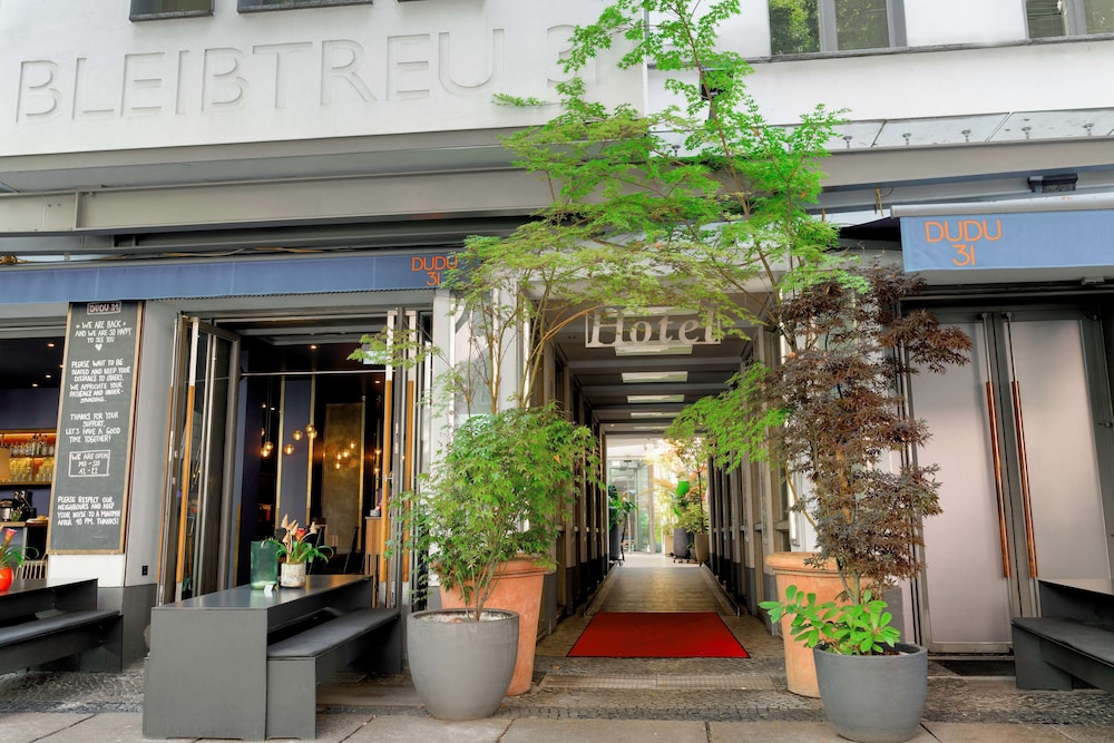 Hotel Bleibtreu Berlin By Golden Tulip 3/50